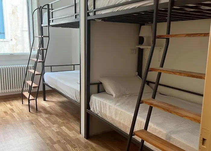 Foresteria Sociale San Marco By New Generation * ונציה