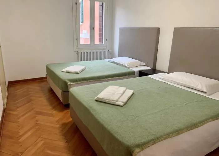 Foresteria Sociale San Marco By New Generation * ונציה